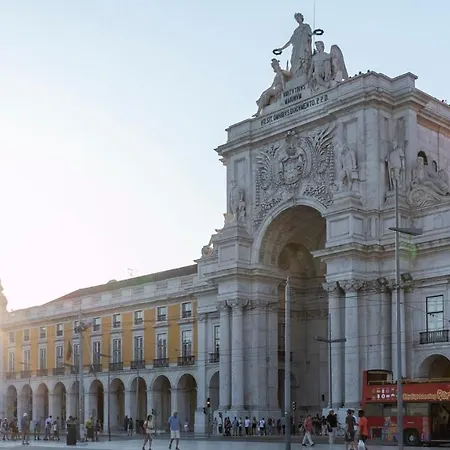 Plum Guide - Some Like It Cold Lissabon